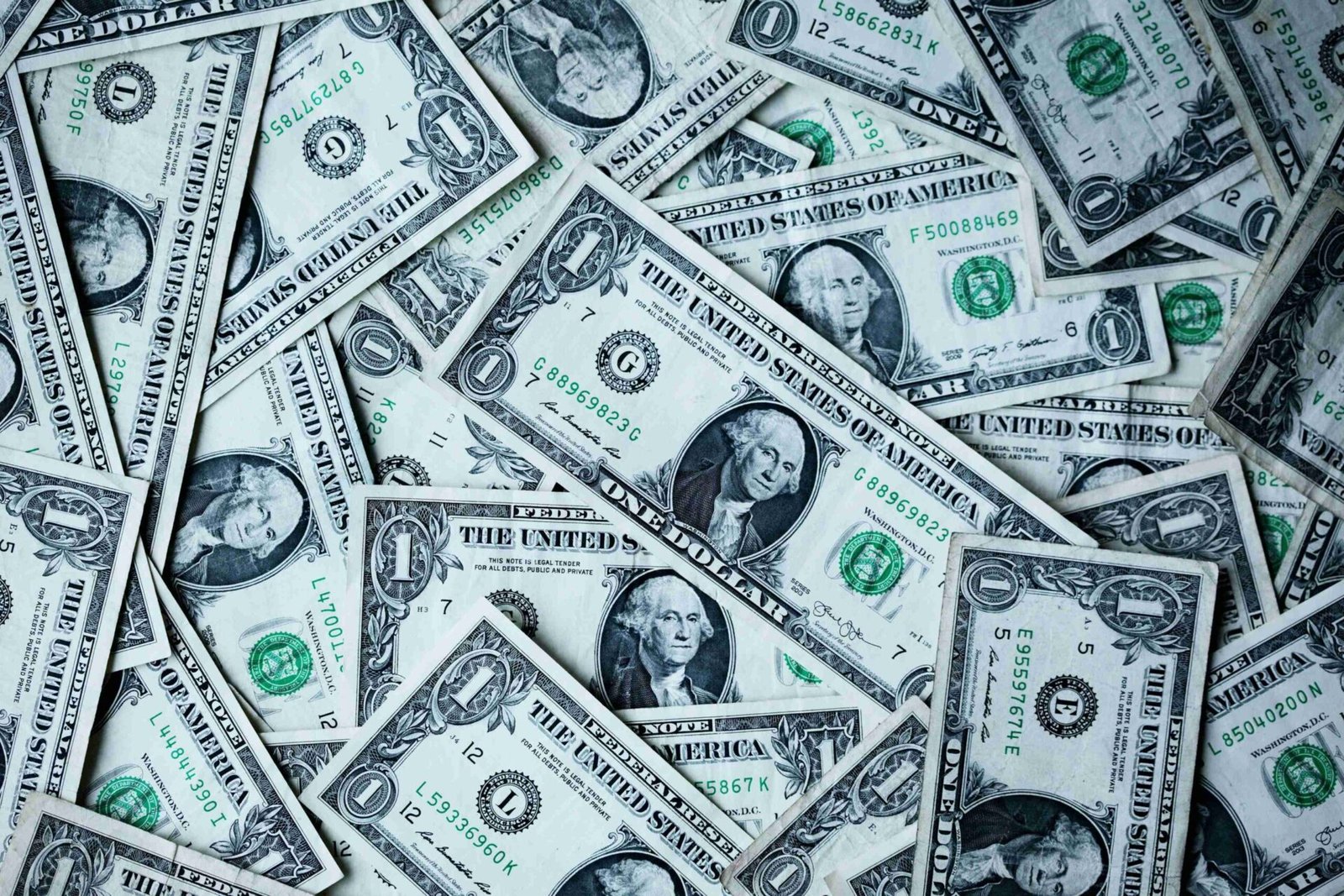 The Cheap Money Trap: How History&rsquo;s Big Tech Booms and AI&rsquo;s Latest Layoffs Follow the Same Old Script